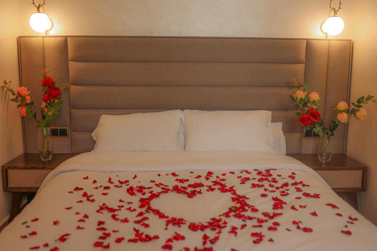 Hotel Des Lilas 우즈다 외부 사진
