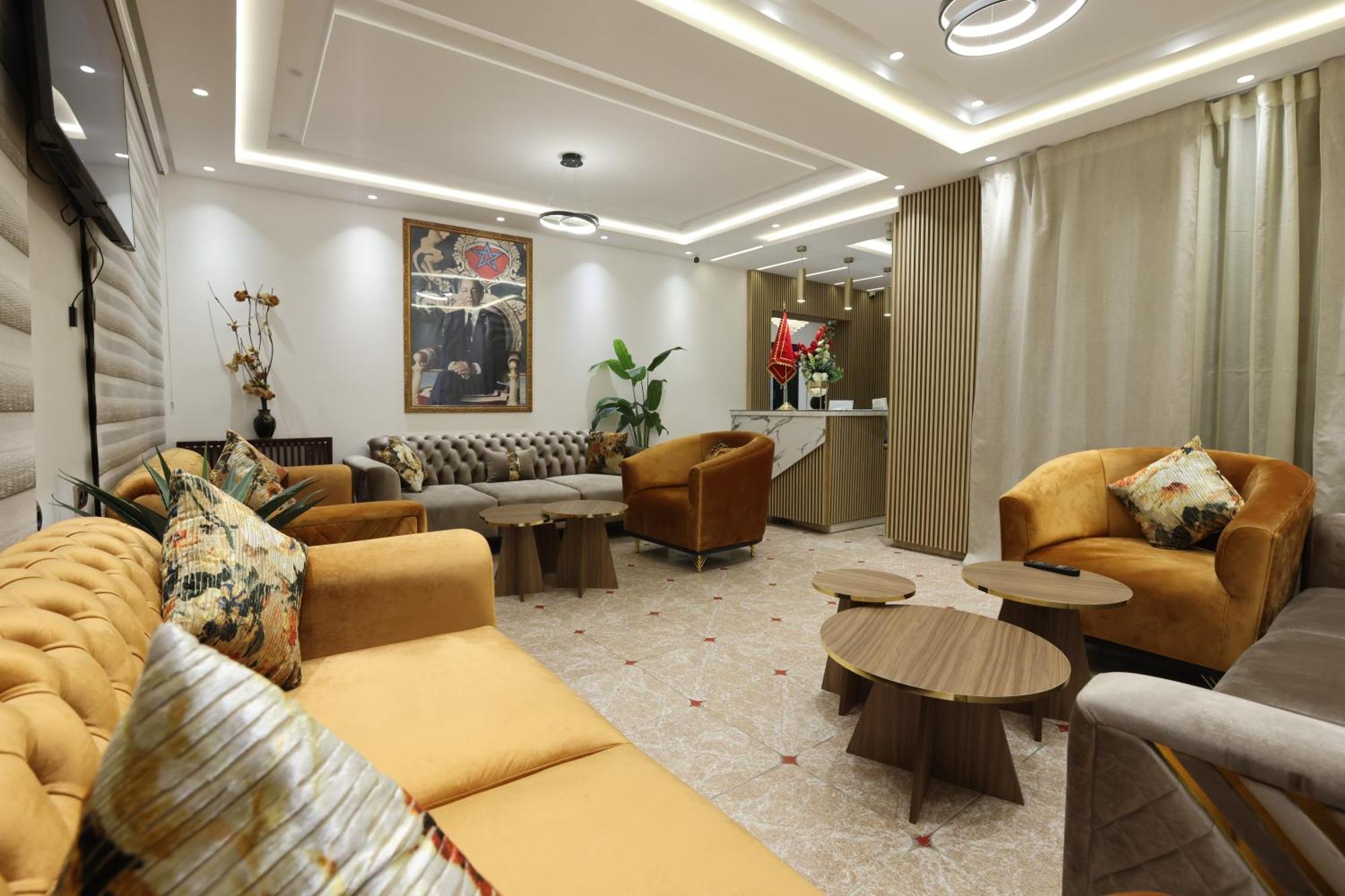 Hotel Des Lilas 우즈다 외부 사진
